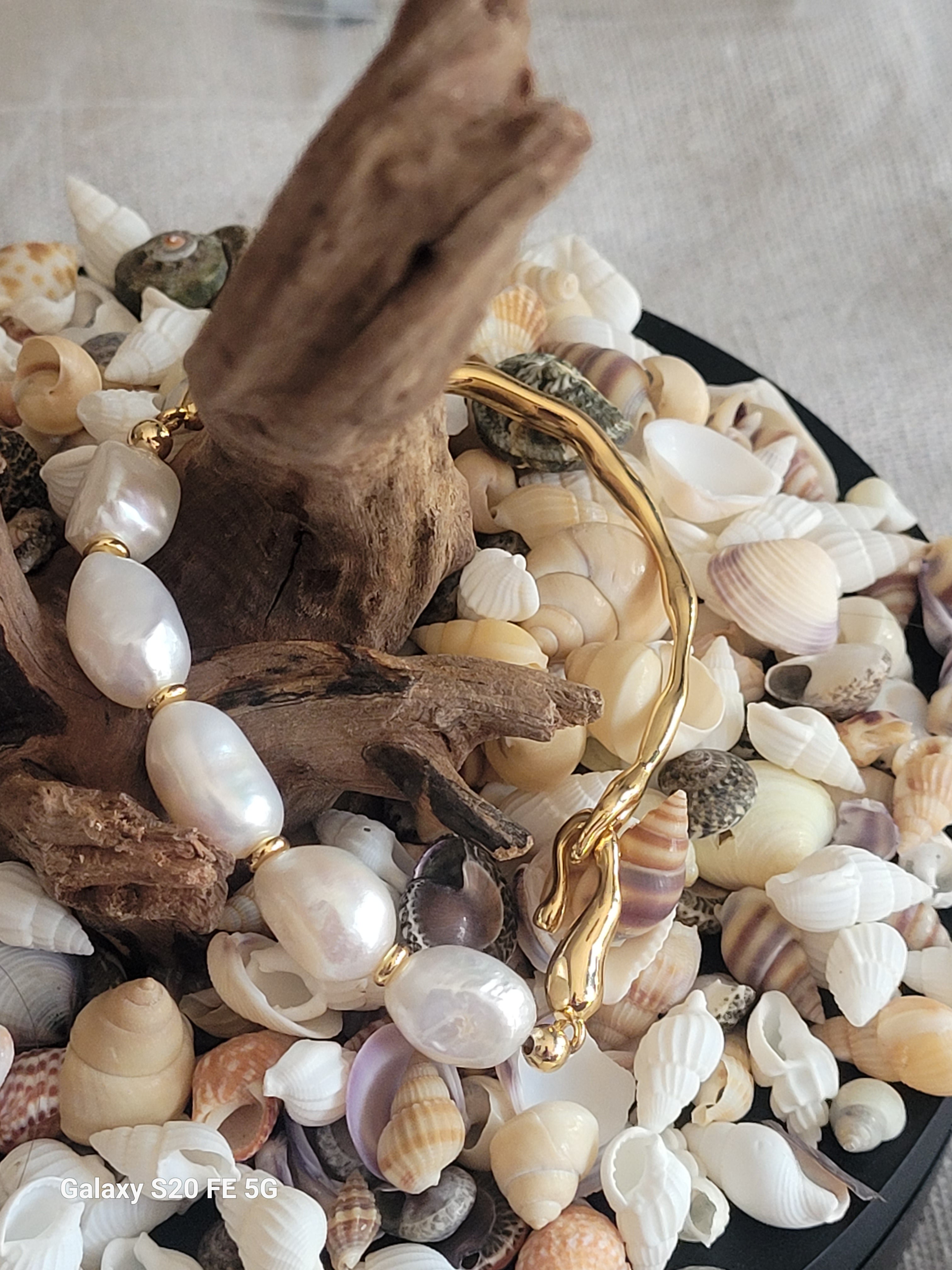 Pulsera de Perlas de Agua Dulce en Gold Filled con Oro Recuperado – Joyería de Segunda Llama