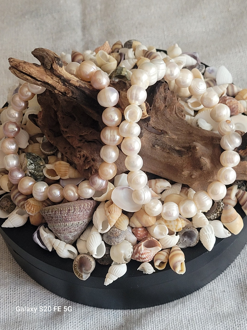 Pulsera de Perlas de Agua Dulce – Elegancia Natural y Atemporal