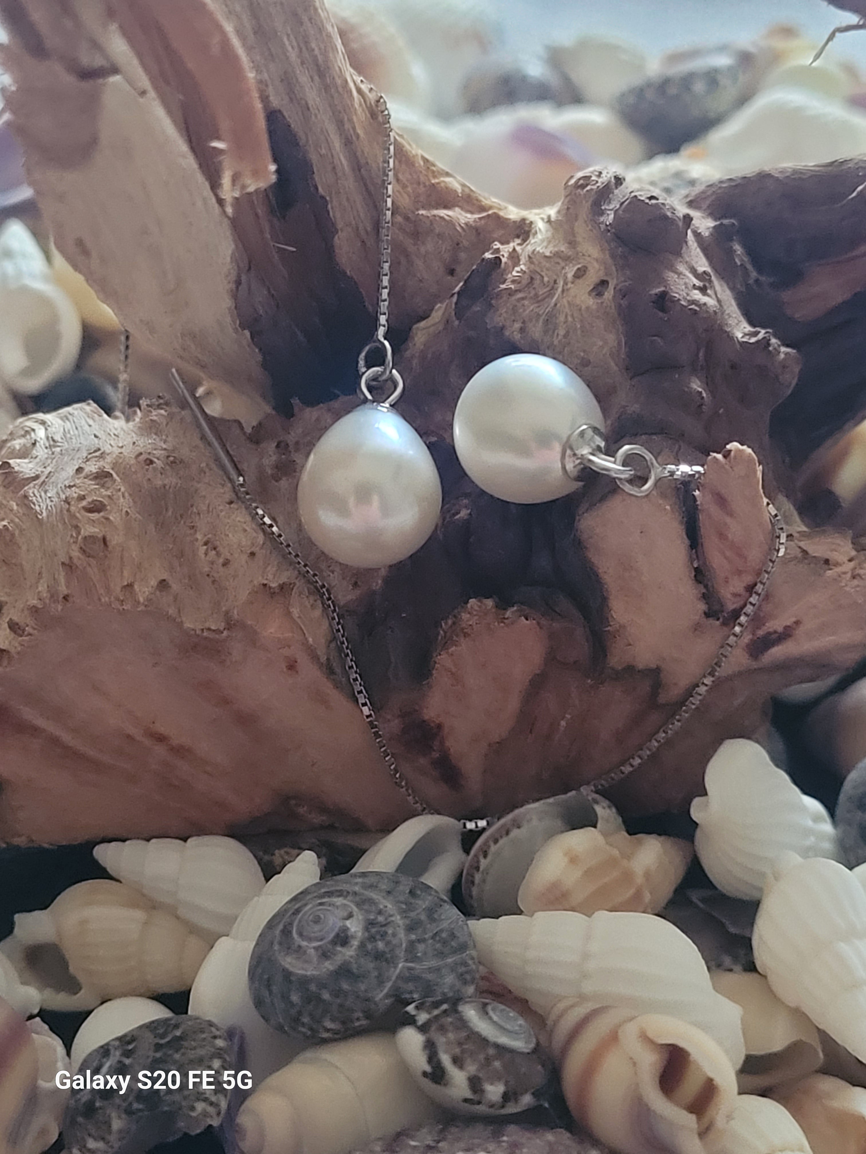 Pendientes threader de perla de agua dulce en plata reciclada