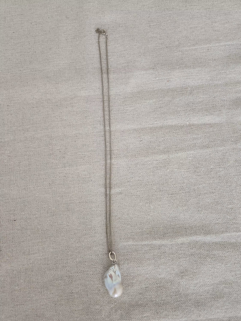 Joyaira de Segunda Llama: Collar de Perla Barroca en Plata Reciclada (40 cm)