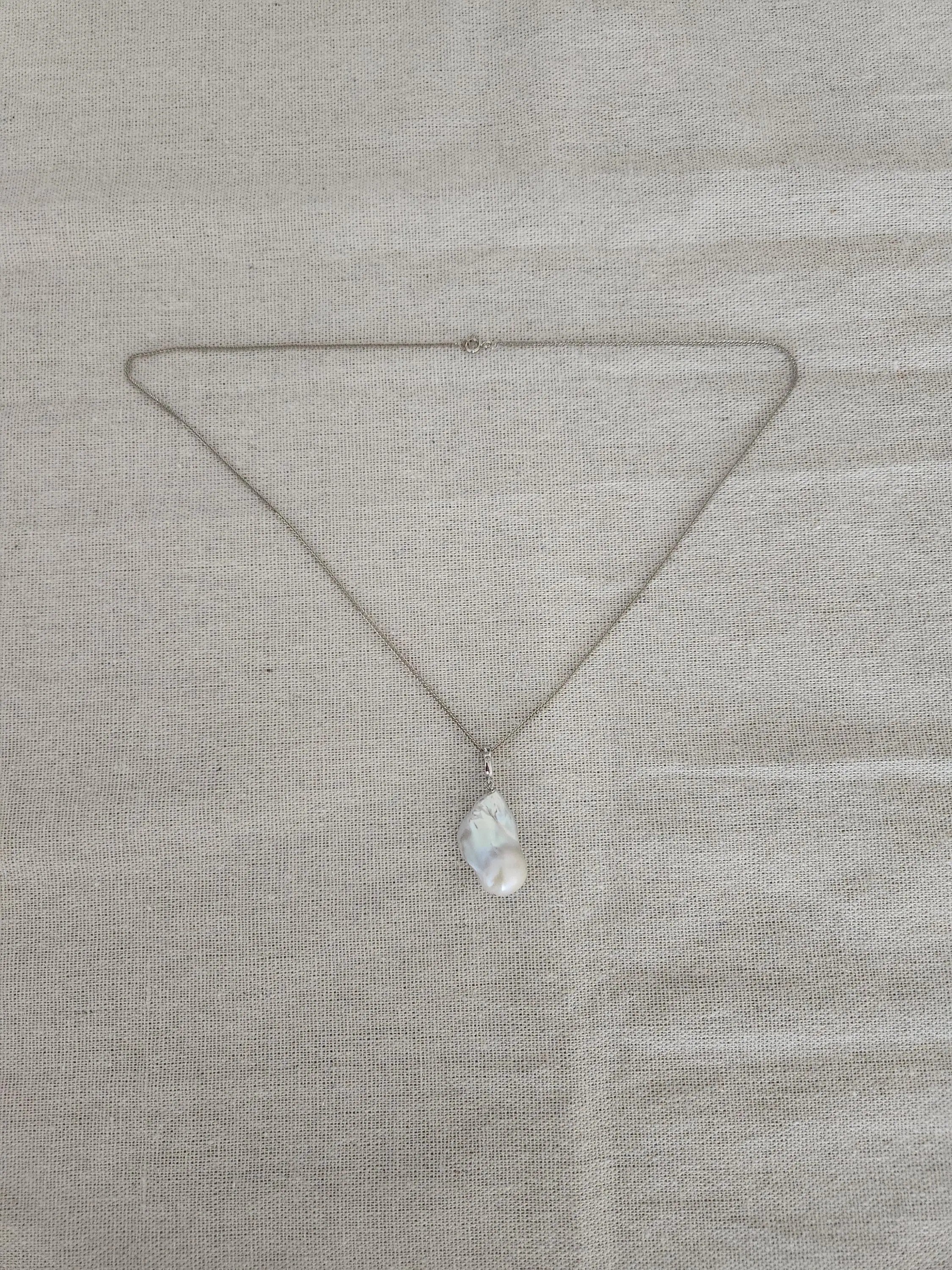 Joyaira de Segunda Llama: Collar de Perla Barroca en Plata Reciclada (40 cm)