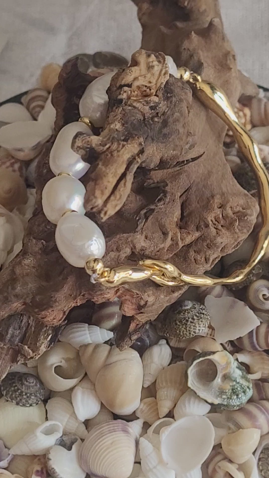 Pulsera de Perlas de Agua Dulce en Gold Filled con Oro Recuperado – Joyería de Segunda Llama