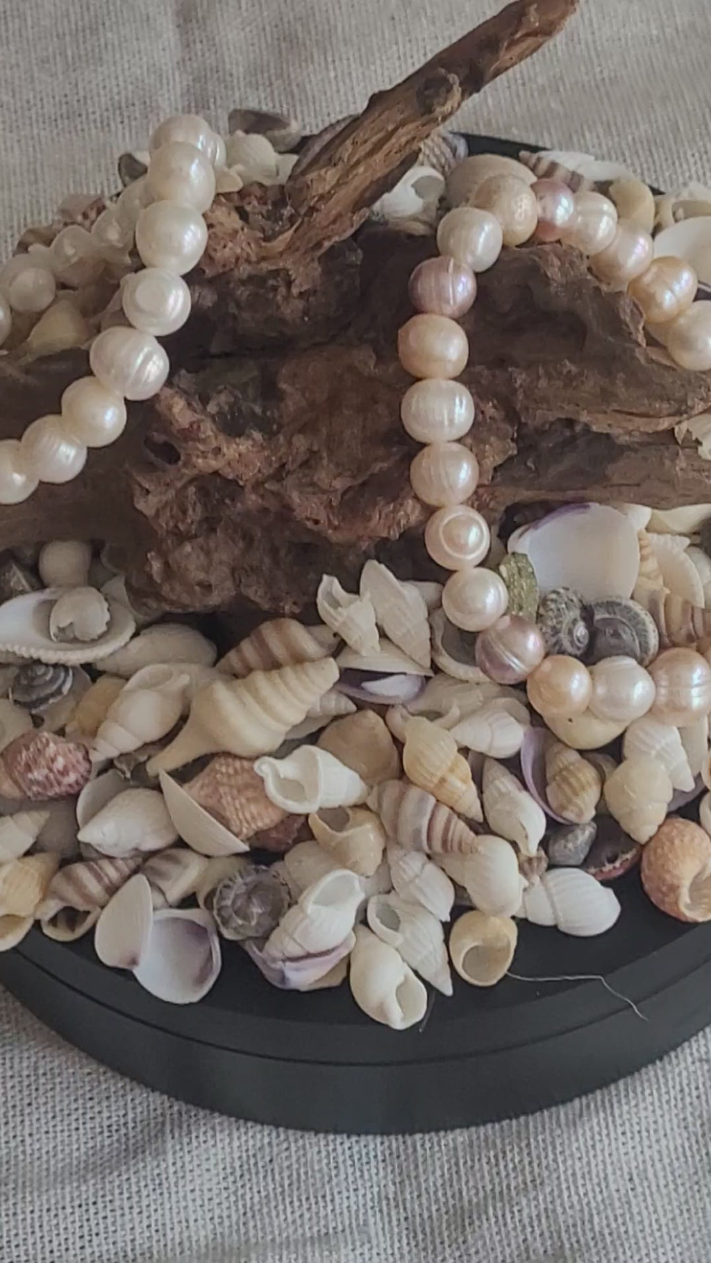 Pulsera de Perlas de Agua Dulce – Elegancia Natural y Atemporal